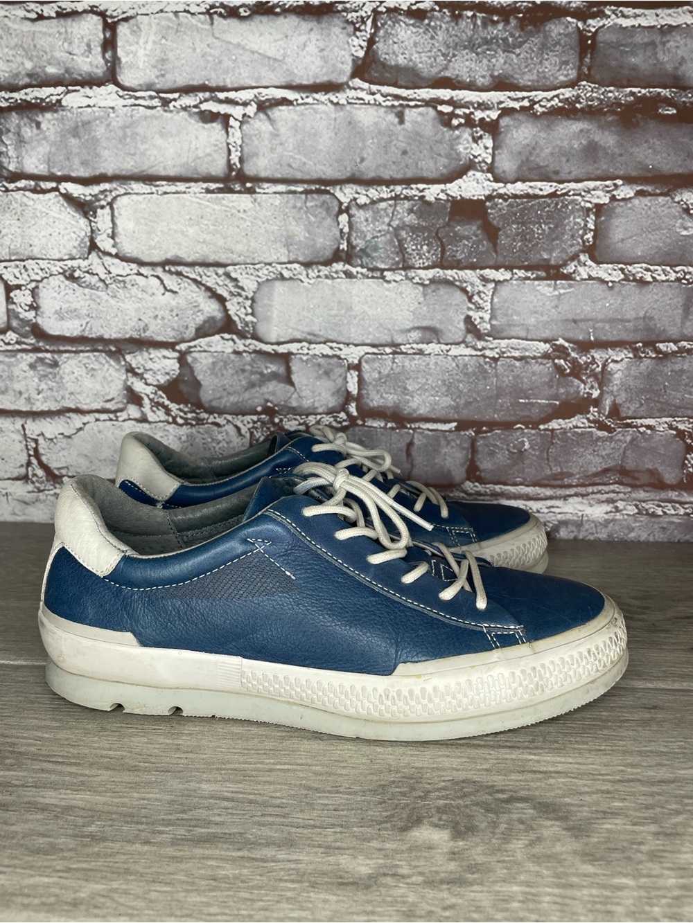 Wolky Katla Denim Blue Leather Low Lace Up Sneakers Shoes Women Sz 40EU/9.5M US